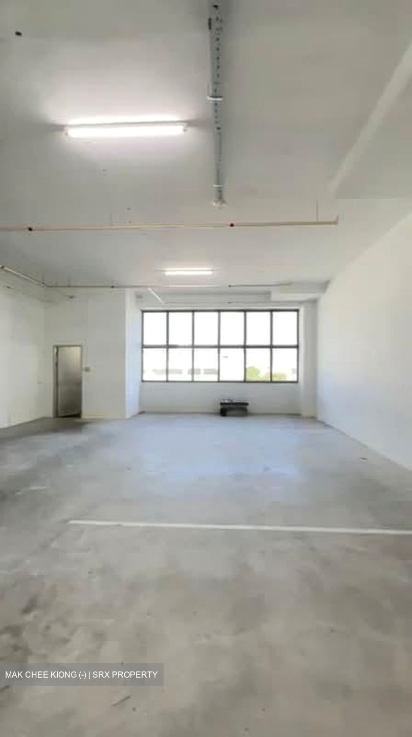 Az @ Paya Lebar (D14), Factory #534753271